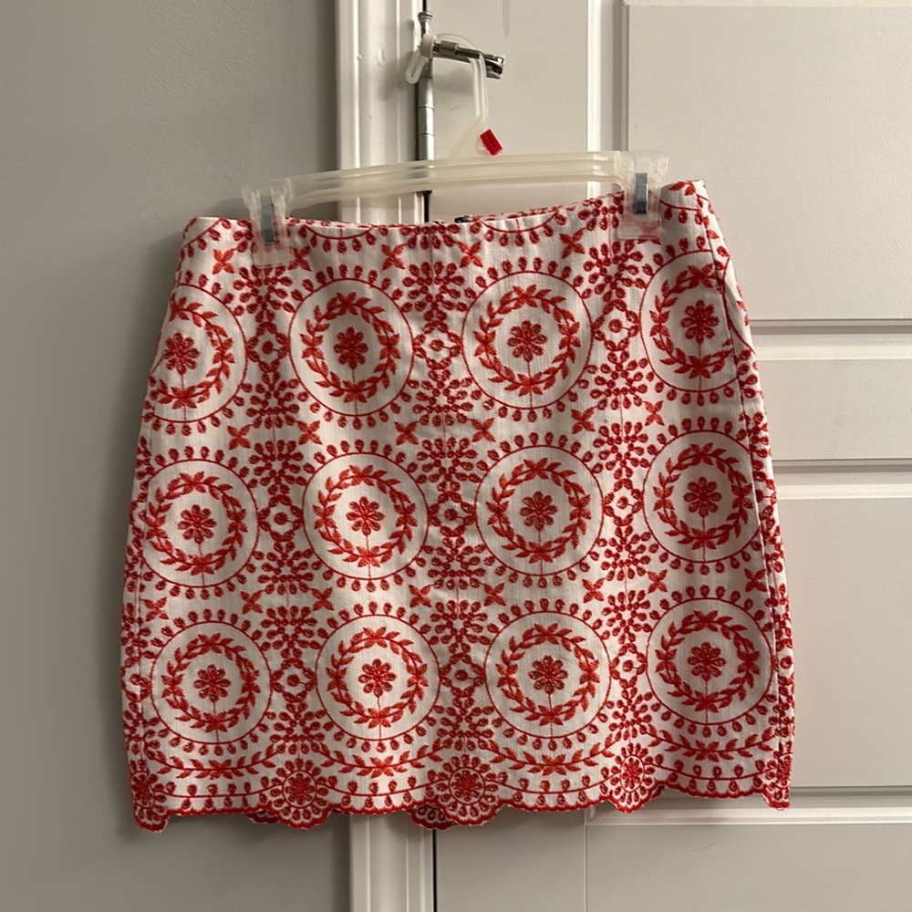 LOFT Chic Red and White Embroidered Skirt - Picture 1 of 3